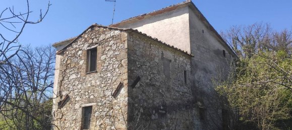 Дом с 8 комнатами в Амелия, Италия № 45918 34