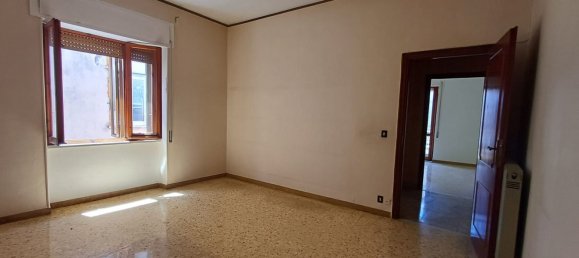 5 rooms Apartment in Tuscania, Italy No. 273074 7