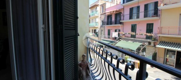 3-salle Appartement à Marcellina, Italy No. 176537 9