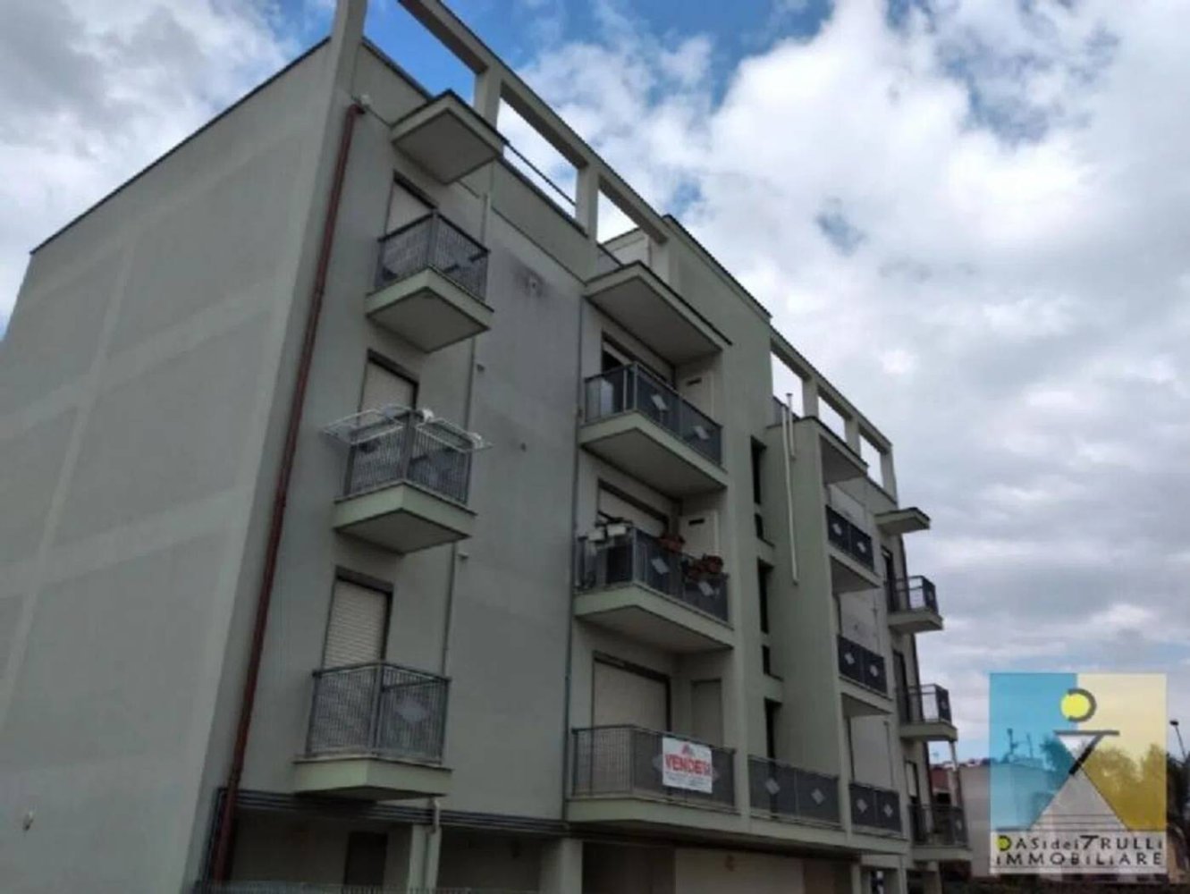 2 Schlafzimmer Penthouse in San Michele Salentino, Italy, Nr. 107728