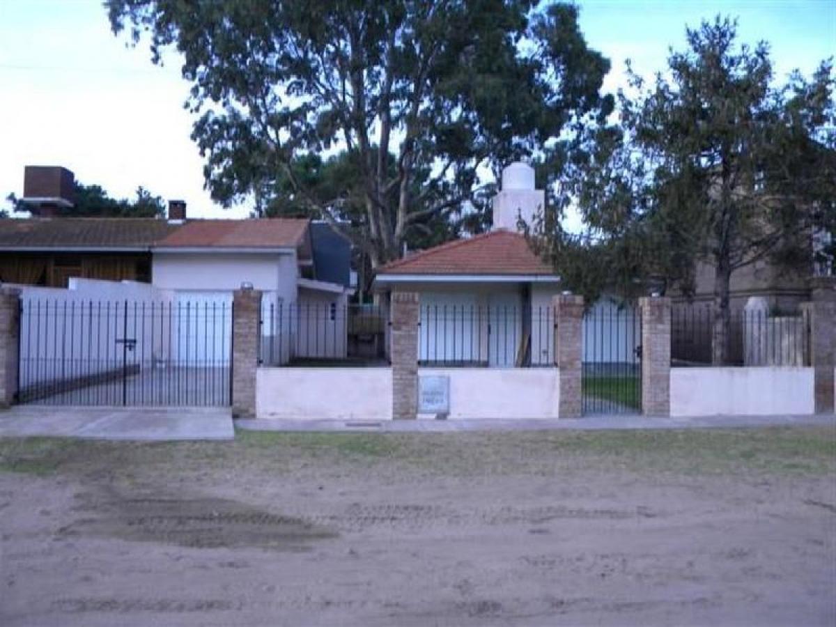 2 bedrooms House in Mar del Plata, Argentina No. 102216