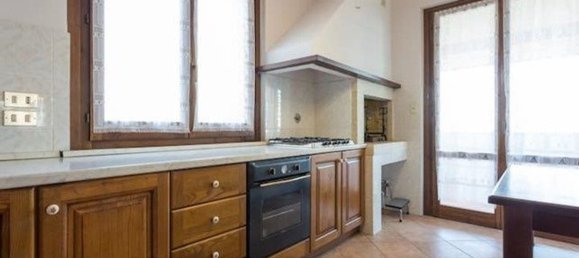 8 rooms Villa in Passignano sul Trasimeno, Italy No. 55671 11