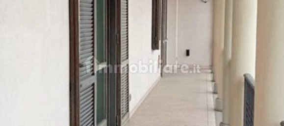 Квартира с 5 спальнями в Галларате, Италия № 354449 2