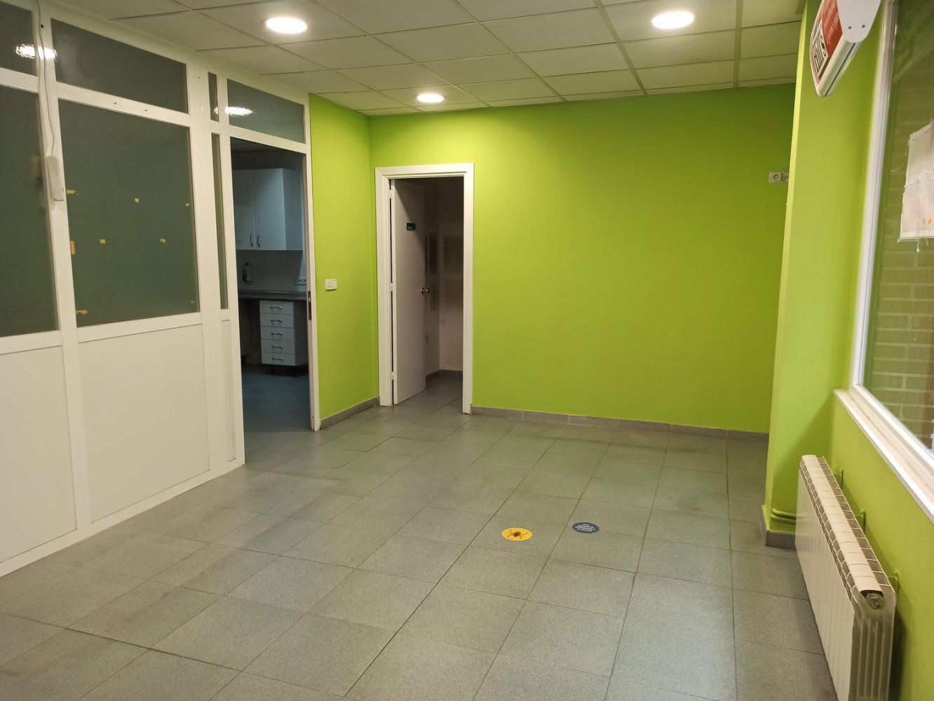 120m² Commercial property in Logrono, Spain No. 150439