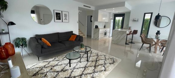 3 bedrooms Villa in Ciudad Quesada, Spain No. 176544 8