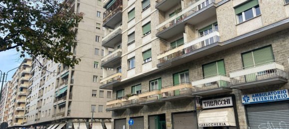 6 bedrooms Apartment in Turin, Italy No. 340868 2