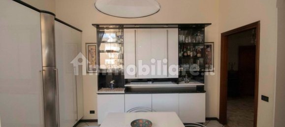 4 Schlafzimmer Wohnung in Busto Arsizio, Italy, Nr. 84498 2