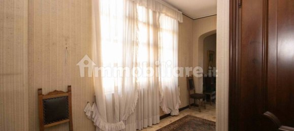 4 Schlafzimmer Wohnung in Busto Arsizio, Italy, Nr. 84498 7