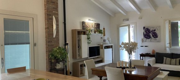 5 غرف نوم فيلا في Correzzola, Italy رقم 358411 21