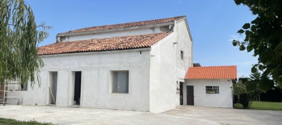 5 غرف نوم فيلا في Correzzola, Italy رقم 358411 31