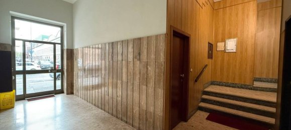 Apartamento de 1 dormitorio en Turin, Italy No. 329513 2