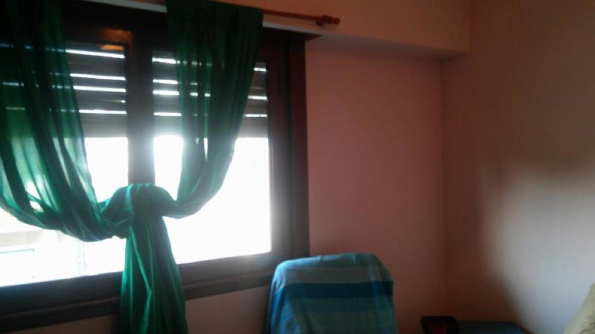 Квартира с 2 спальнями в Авельянеда, Аргентина № 4688