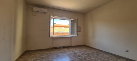 4 rooms Apartment in Catanzaro, Italy No. 148345 12
