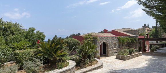 6 bedrooms Villa in Corfu, Greece No. 6175 8