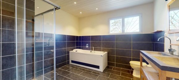 3 Schlafzimmer Haus in Saint-Caprais-de-Bordeaux, France, Nr. 335488 8