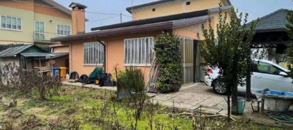 6غرفة منزل في Carbonera, Italy رقم 58202 11