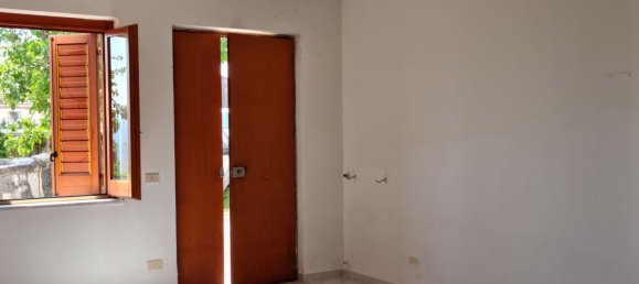 Дом с 6 комнатами в Кампанья, Италия № 74546 6