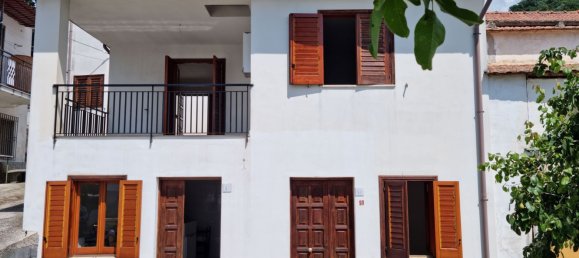 Дом с 6 комнатами в Кампанья, Италия № 74546 3