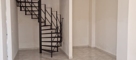 Дом с 6 комнатами в Кампанья, Италия № 74546 5