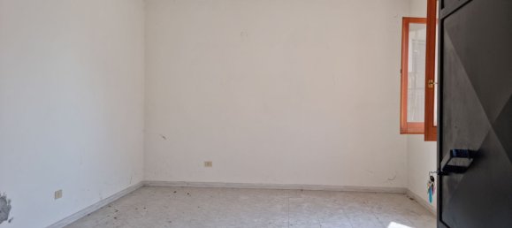 Дом с 6 комнатами в Кампанья, Италия № 74546 8