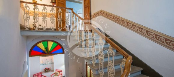 5 غرف نوم فيلا في Peccioli, Italy رقم 77615 25