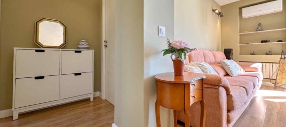 Apartamento de 2 dormitorios en Madrid, Spain No. 246190 7