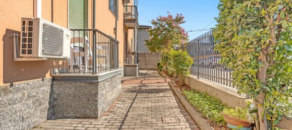 3غرفة شقة في Paullo, Italy رقم 290548 18