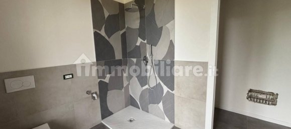 Apartamento de 2 dormitorios en Cremona, Italy No. 315423 8