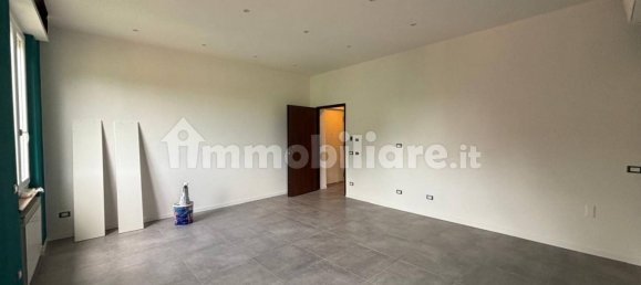 Apartamento de 2 dormitorios en Cremona, Italy No. 315423 7