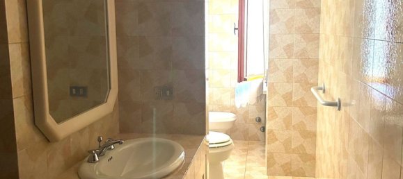 8 bedrooms House in Udine, Italy No. 376808 18