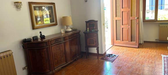 8 bedrooms House in Udine, Italy No. 376808 12