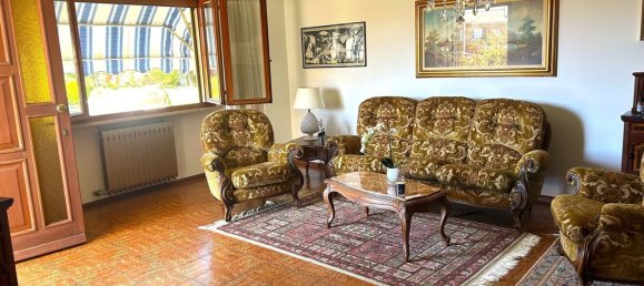 8 bedrooms House in Udine, Italy No. 376808 10