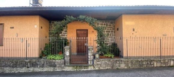 3 Schlafzimmer Villa in San Fermo della Battaglia, Italy, Nr. 12178 6