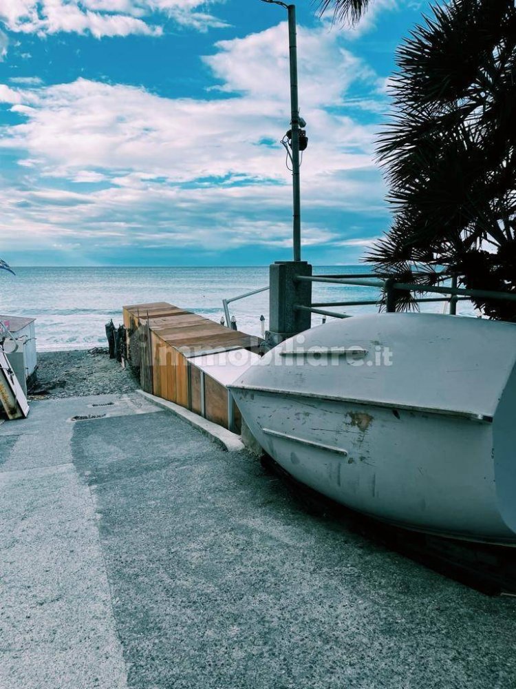 2 غرف نوم شقة في Varazze, Italy رقم 208506