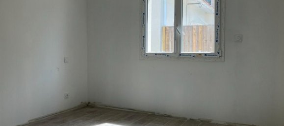 3 bedrooms House in Perigueux, France No. 343821 2