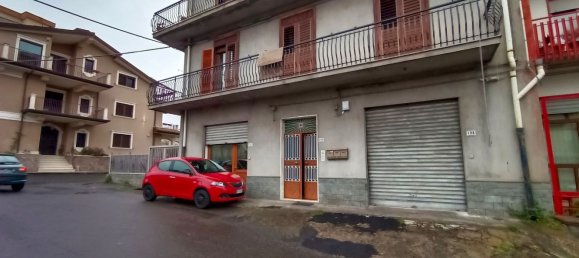 2 rooms Apartment in Randazzo, Italy No. 255613 2