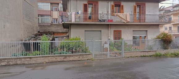 2 rooms Apartment in Randazzo, Italy No. 255613 4