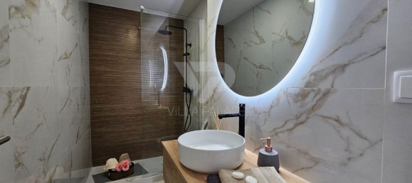 3 bedrooms Apartment in Lisbon, Portugal No. 100732 10