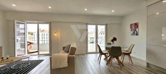 3 bedrooms Apartment in Lisbon, Portugal No. 100732 3