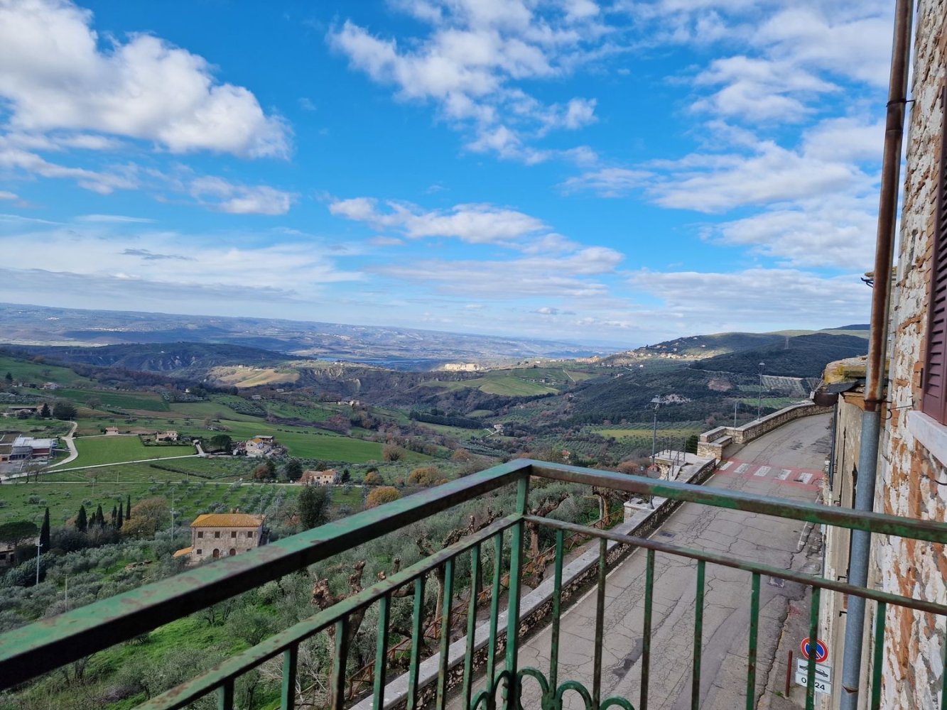 14-salle Maison à Lugnano in Teverina, Italy No. 273075