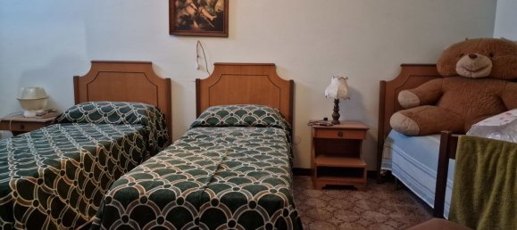 14-salle Maison à Lugnano in Teverina, Italy No. 273075 16