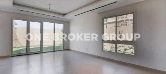 4 bedrooms Villa in Al Barsha, UAE No. 269 5