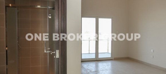 4 bedrooms Villa in Al Barsha, UAE No. 269 16