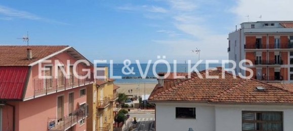 10غرفة شقة في Civitanova Marche, Italy رقم 76890 5