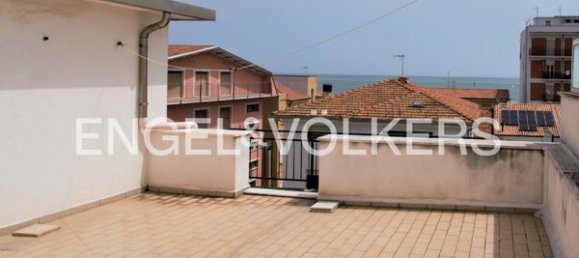 10غرفة شقة في Civitanova Marche, Italy رقم 76890 6