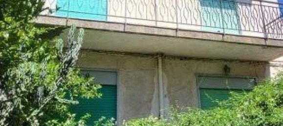 5 rooms Building in Messina, Italy No. 191307 2