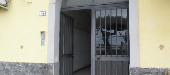 3 rooms Apartment in Bacoli, Italy No. 10959 3