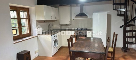 3 bedrooms House in Arezzo, Italy No. 252620 16