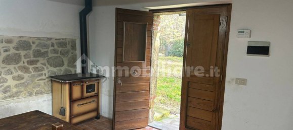 3 bedrooms House in Arezzo, Italy No. 252620 14