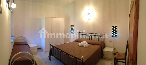 3 bedrooms House in Arezzo, Italy No. 252620 9